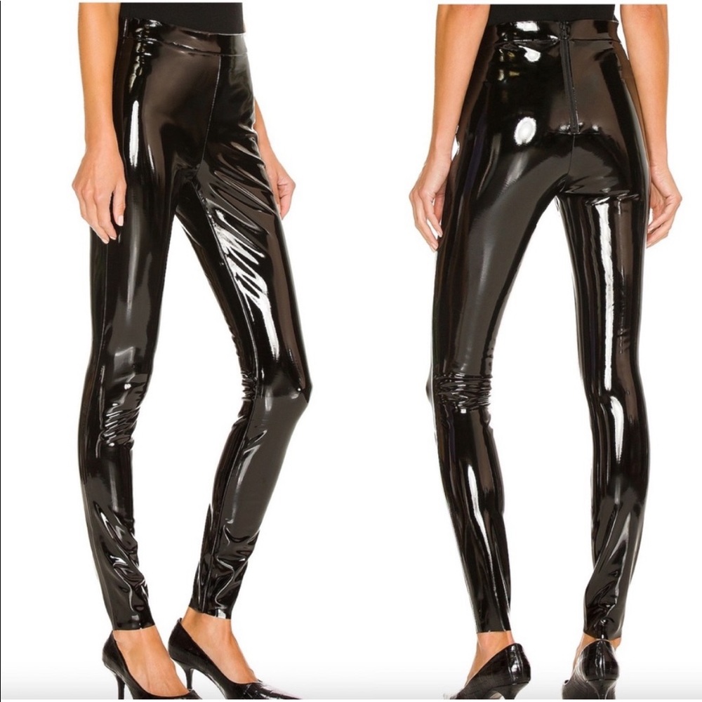 ALICE + OLIVIA Maddox Back Zip Vegan Leather Legging in Black. 0221